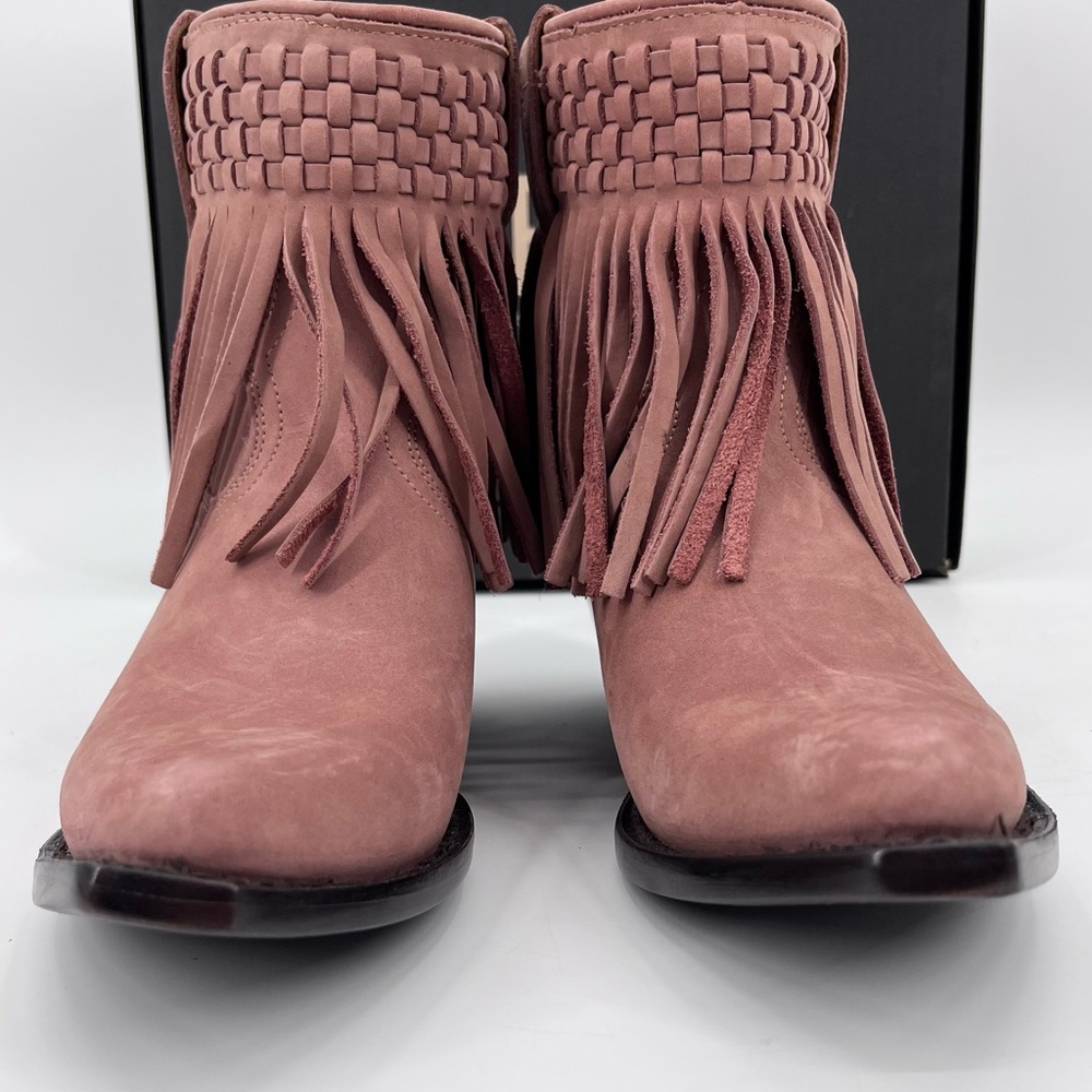 NWT Frye Nubuck Leather Sacha Short Fringe Bootie in Rose Cake Size 7.5 - Picture 5 of 12